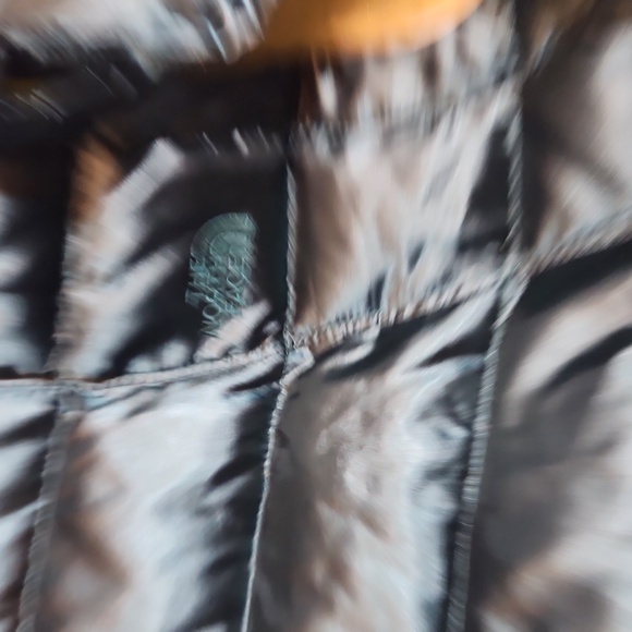 The northface vest 550 for women size XS - Picture 8 of 8